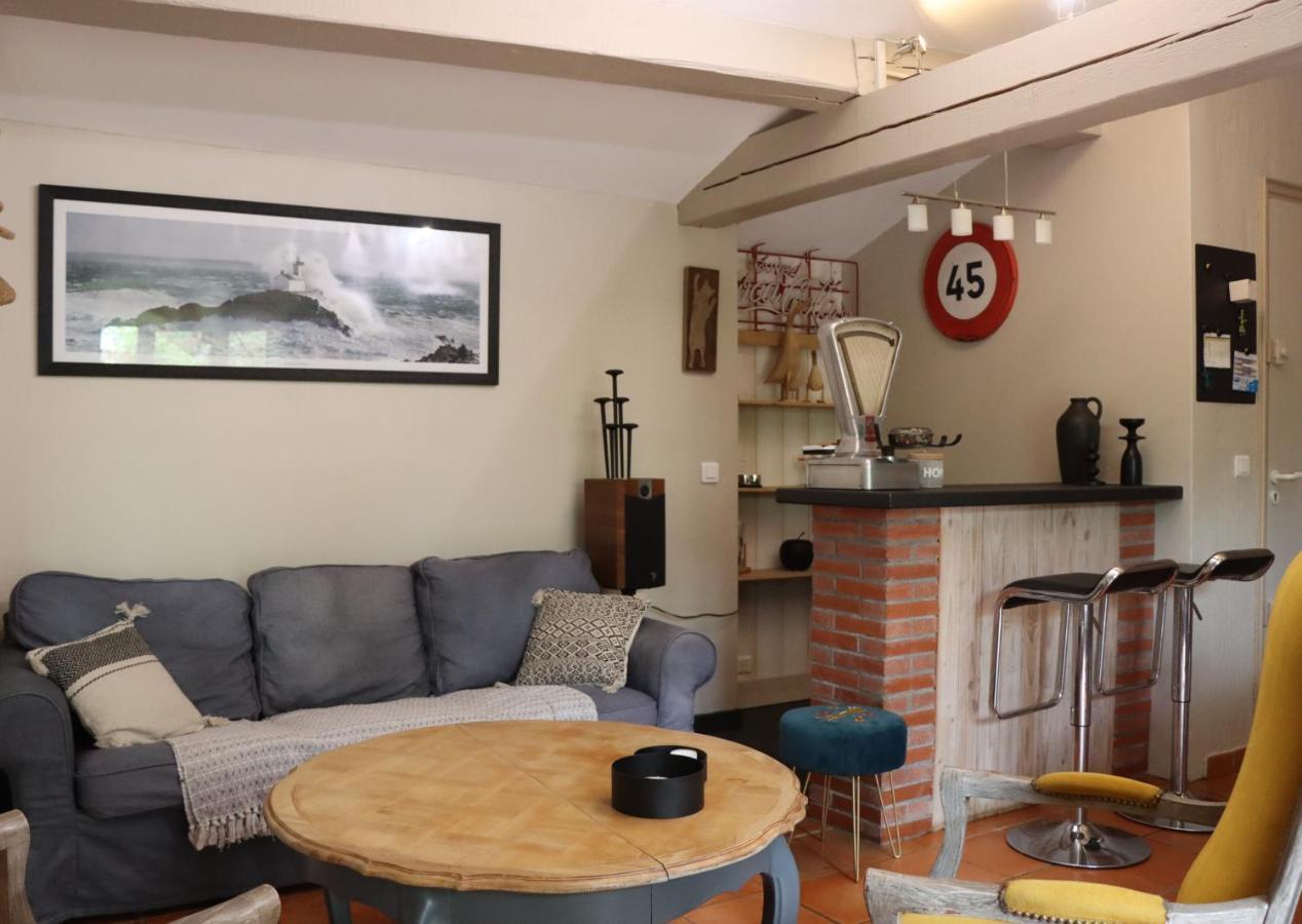 Grand loft de charme, place du village à Thuir Esterno foto